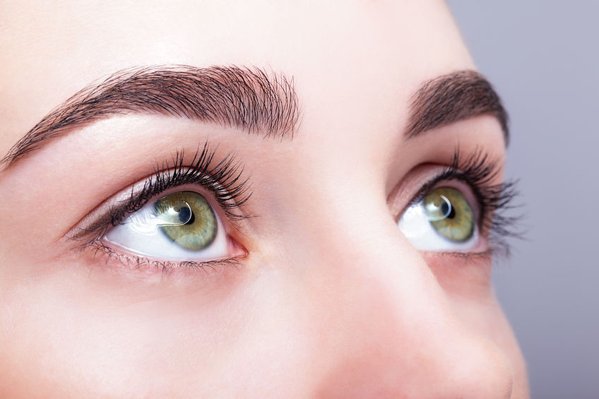 Coconut Oil for Eyelashes and Eyebrows Why and How to Use It Coconut